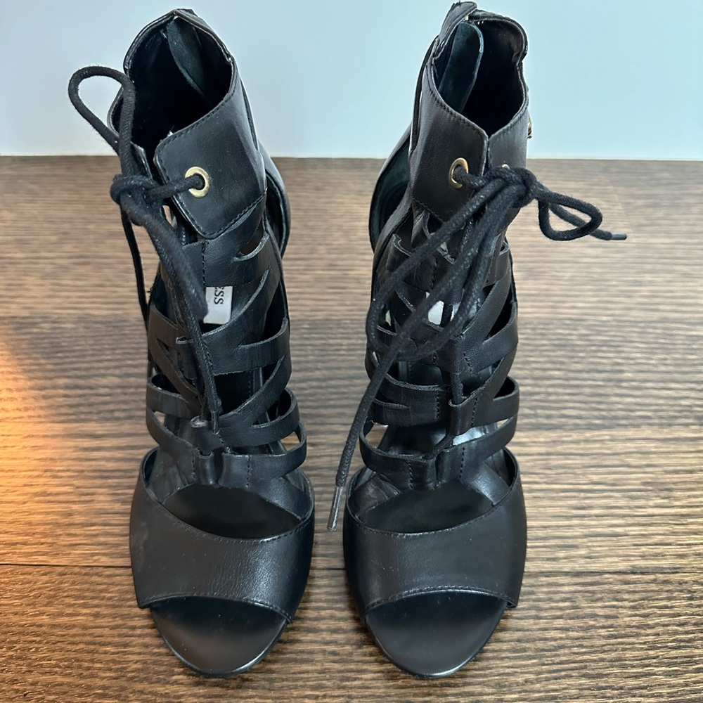 NWOB Guess tie up heels. Size 7.5